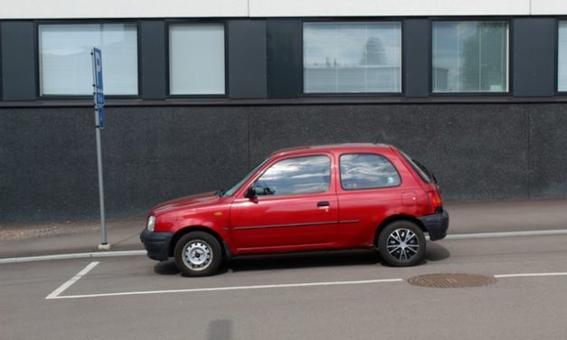 Junnila tyrmää työpaikkapysäköinnin muuttamisen veronalaiseksi eduksi: ”Tällaista ei pidä hyväksyä missään olosuhteissa”