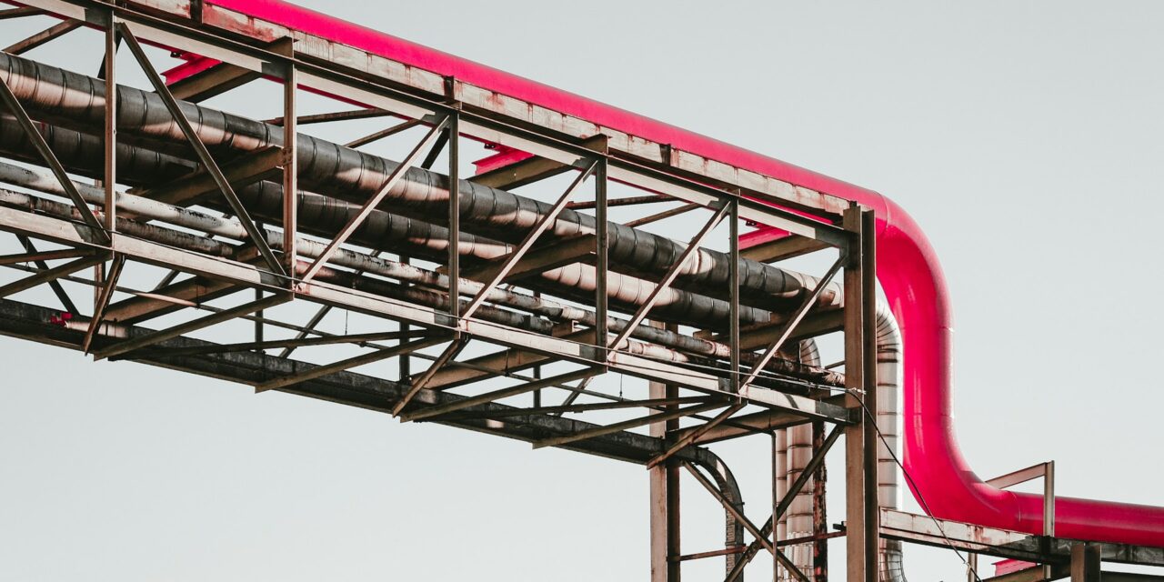 Junnila iskee EU:n LNG-linjaan: Venäjän kaasuhanat kiinni heti, ei vasta 2028